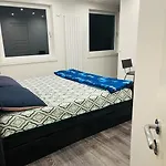 Private In Center Of Проживание в семье Биллунн