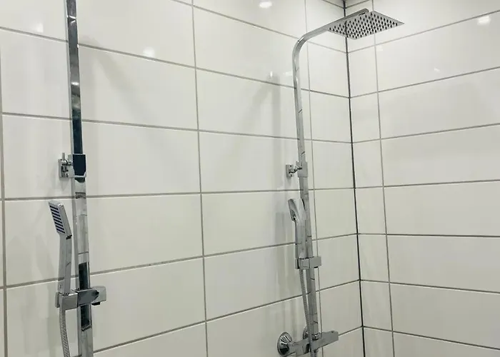 Private In Center Of Проживание в семье Биллунн