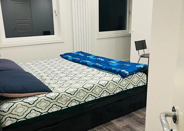 Private In Center Of Проживание в семье Биллунн