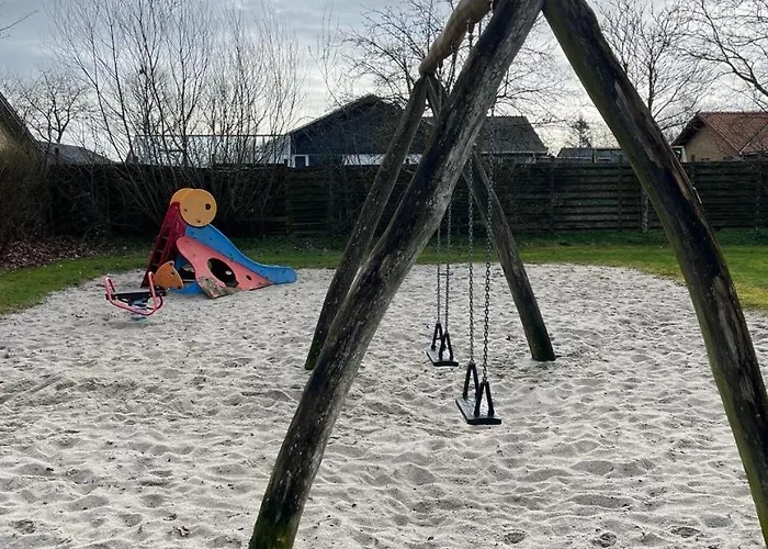 Private In Center Of Биллунн